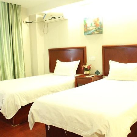 Greentree Alliance Shanghai Wanda Songjiang University Town Metro Station Hotel Esterno foto
